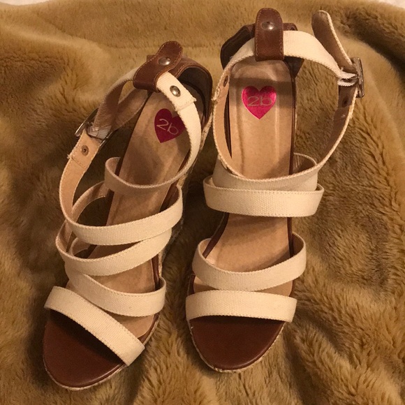 2b Bebe - Wedge sandales 👡 Like New - Picture 6 of 8